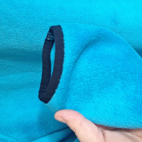 Fila Women's Blue and Black Fleece Jacket Size M - Picture 5 of 9